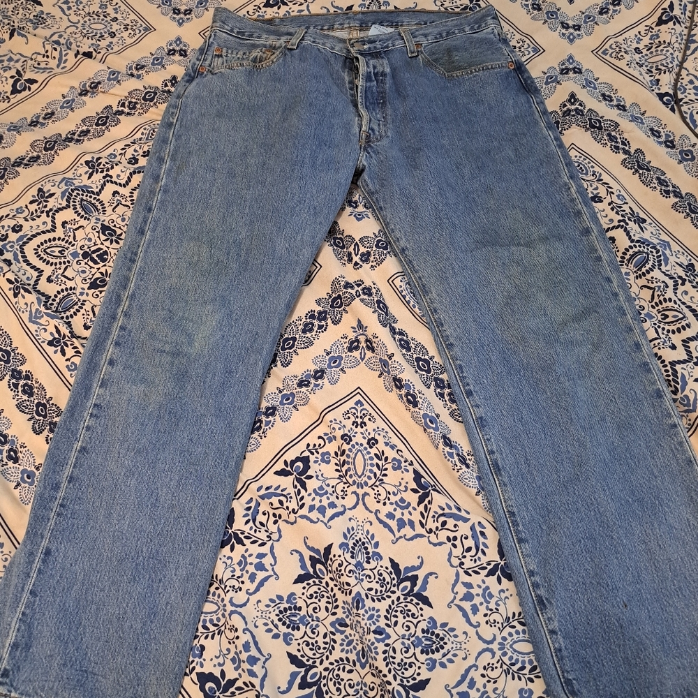 Men levis 501 size 36x30, blue
